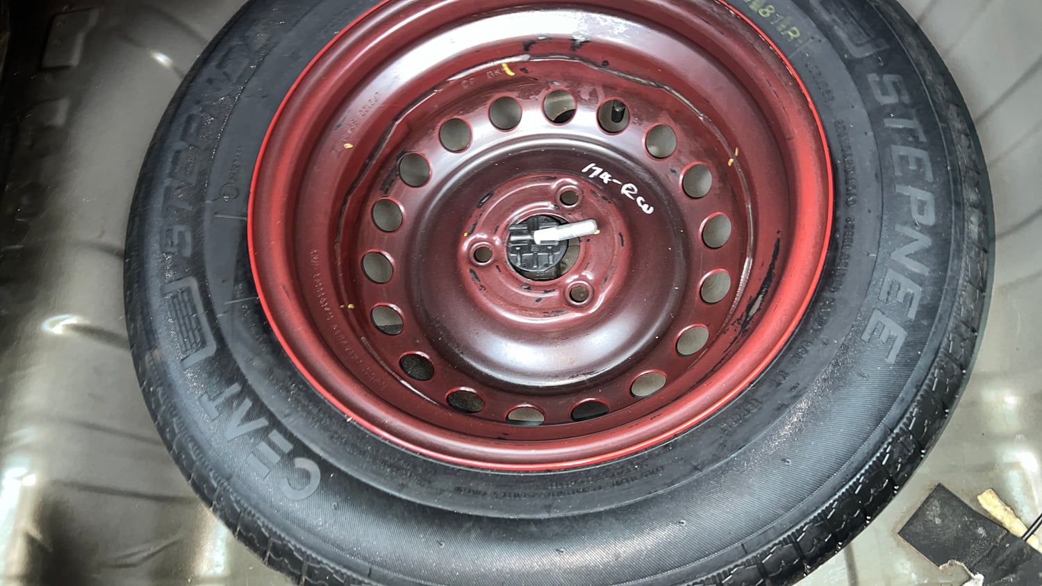 Used 2023 Renault Kwid RXT 1.0 Petrol Manual tyres SPARE TYRE VIEW