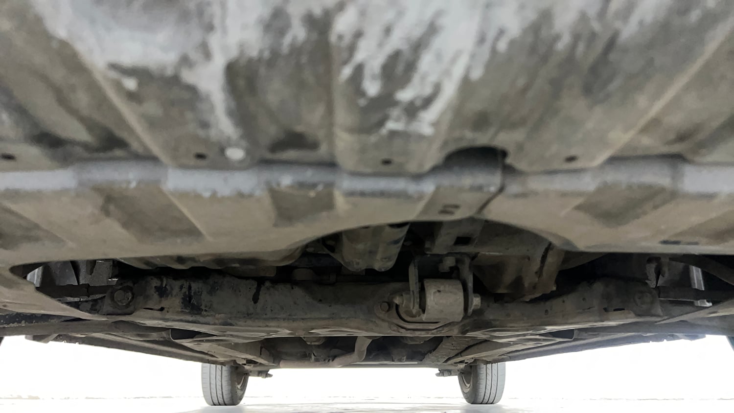 Used 2013 Hyundai i20 Sportz 1.2 Petrol Manual extra FRONT LEFT UNDERBODY VIEW