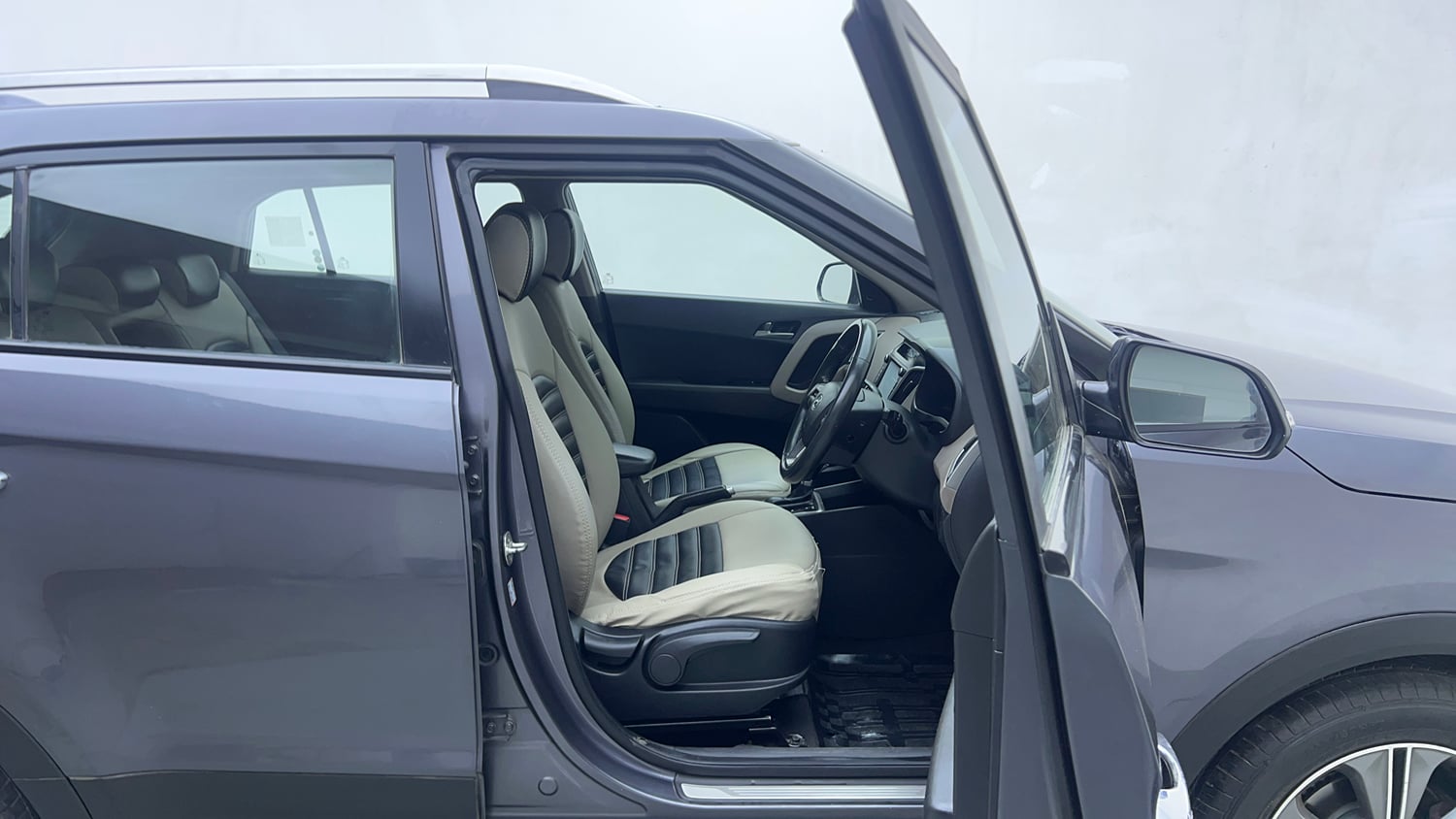 Used 2017 Hyundai Creta 1.6 SX Plus AT Petrol Petrol Automatic interior RIGHT SIDE FRONT DOOR CABIN VIEW