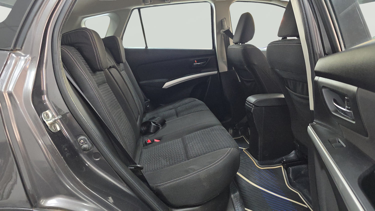Used 2016 Maruti Suzuki S-Cross Zeta 1.3 Diesel Manual interior RIGHT SIDE REAR DOOR CABIN VIEW