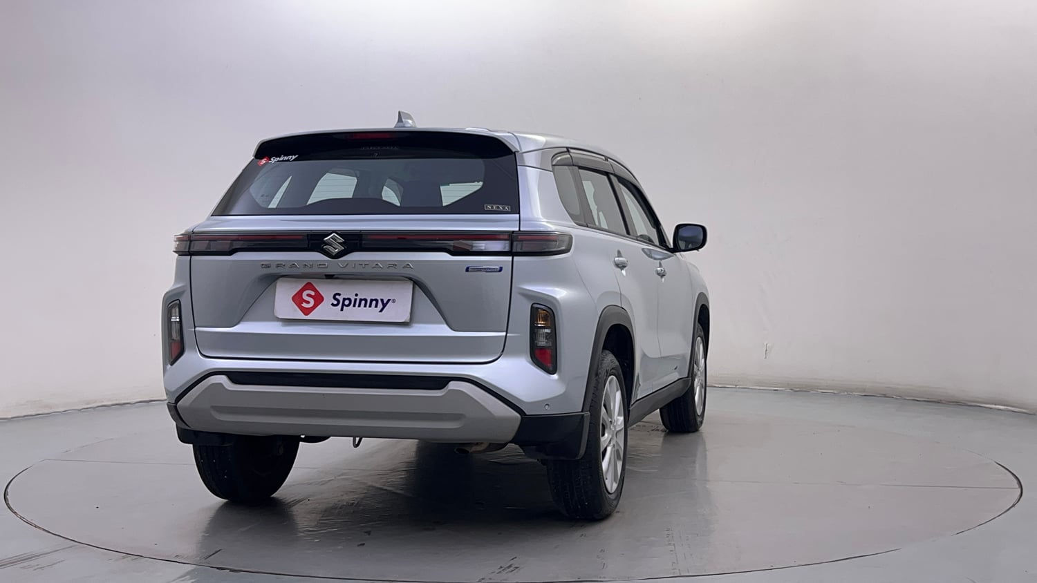 Used 2025 Maruti Suzuki Grand Vitara Delta Smart Hybrid Petrol Manual exterior RIGHT REAR CORNER VIEW