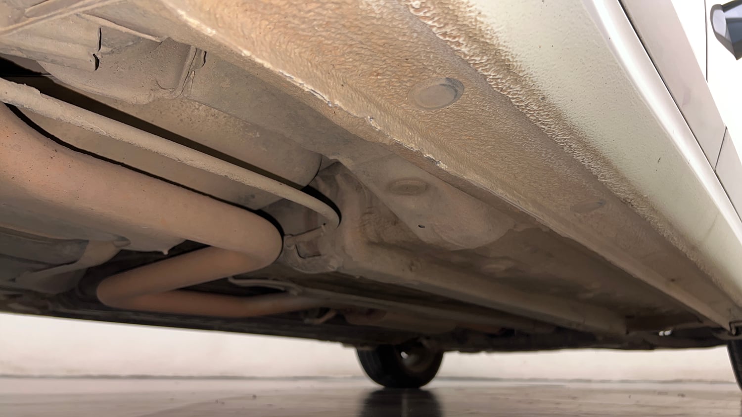 Used 2019 Hyundai Verna SX (O) 1.6 VTVT AT Petrol Automatic extra REAR RIGHT UNDERBODY VIEW