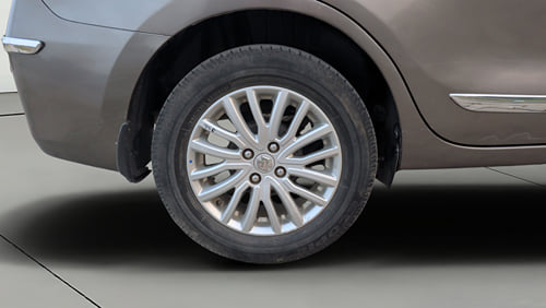 Used 2018 Maruti Suzuki Dzire ZXi AMT Petrol Automatic tyres RIGHT REAR TYRE RIM VIEW