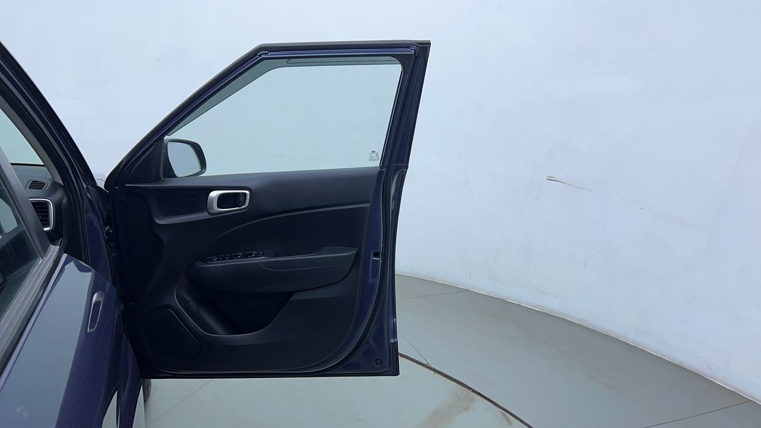 Used 2019 hyundai Venue SX 1.0 Turbo Petrol Petrol Manual interior RIGHT FRONT DOOR OPEN VIEW