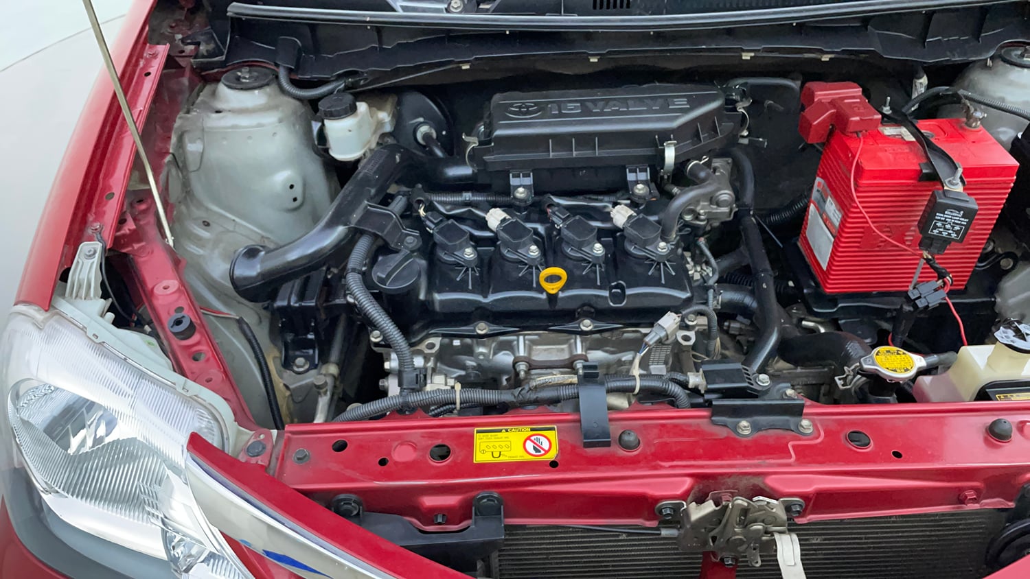 Used 2013 Toyota Etios V Petrol Manual engine ENGINE RIGHT SIDE VIEW
