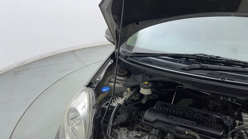 Used 2014 Honda Amaze 1.2 VX AT i-VTEC Petrol Automatic engine ENGINE RIGHT SIDE HINGE & APRON VIEW