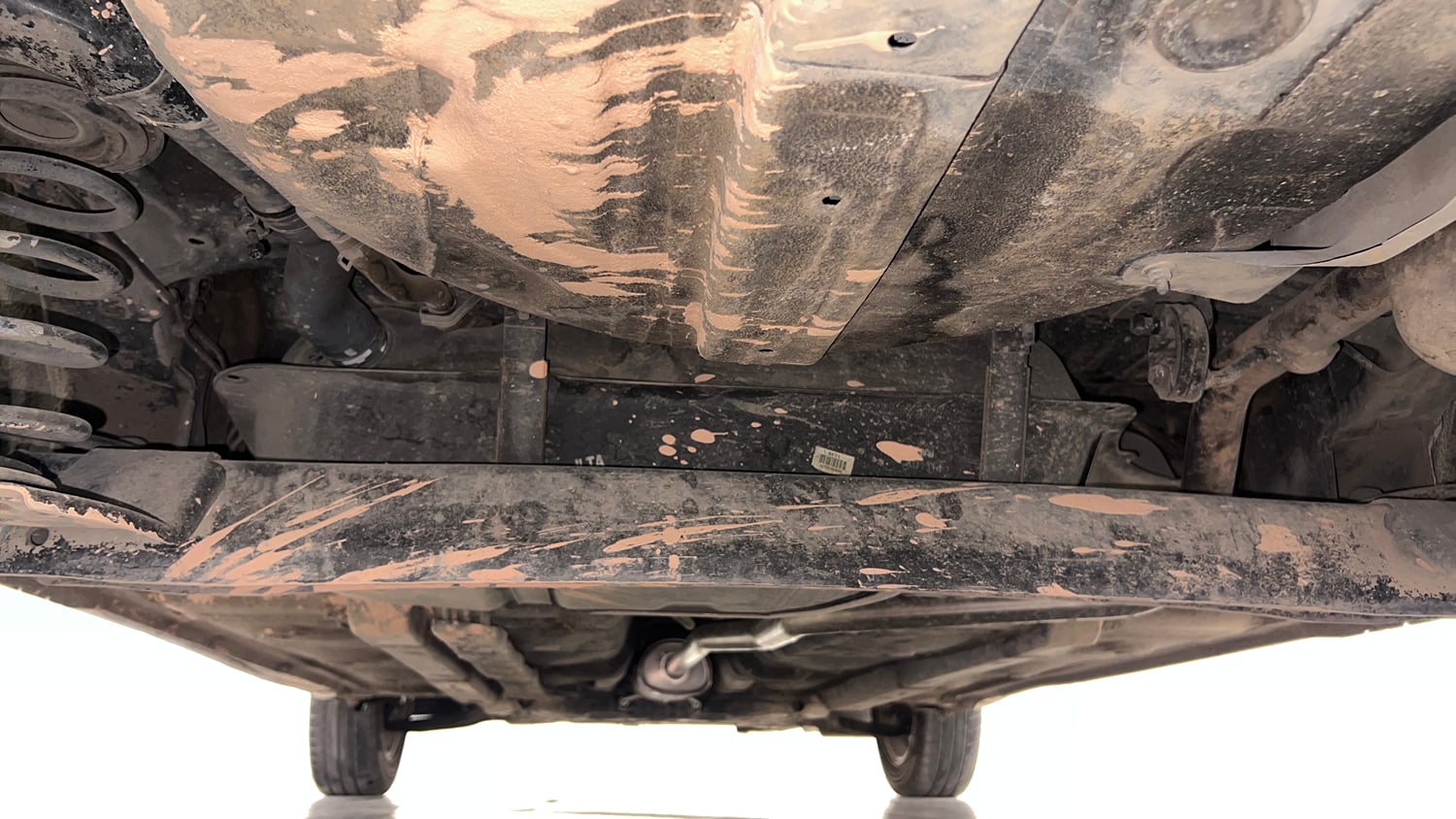 Used 2015 Hyundai Grand i10 Asta AT 1.2 Kappa VTVT Petrol Automatic extra REAR UNDERBODY VIEW (TAKEN FROM REAR)