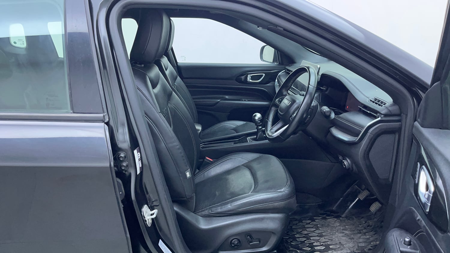 Used 2021 Jeep Compass Model S (O) 2.0 Diesel Diesel Manual interior RIGHT SIDE FRONT DOOR CABIN VIEW