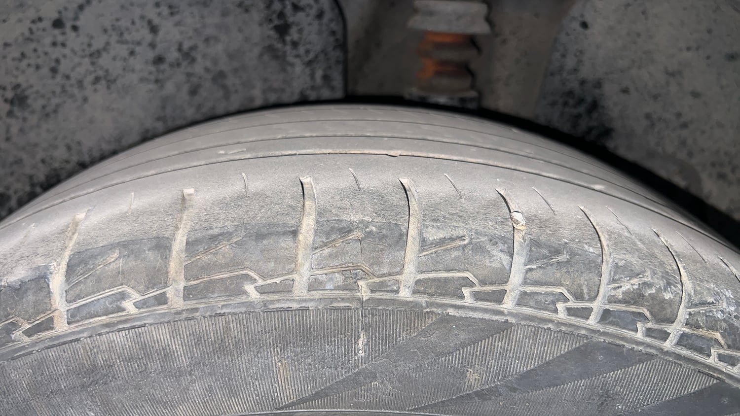 Used 2020 Hyundai Creta SX (O) 1.4 Turbo 7 DCT Petrol Automatic tyres LEFT REAR TYRE TREAD VIEW