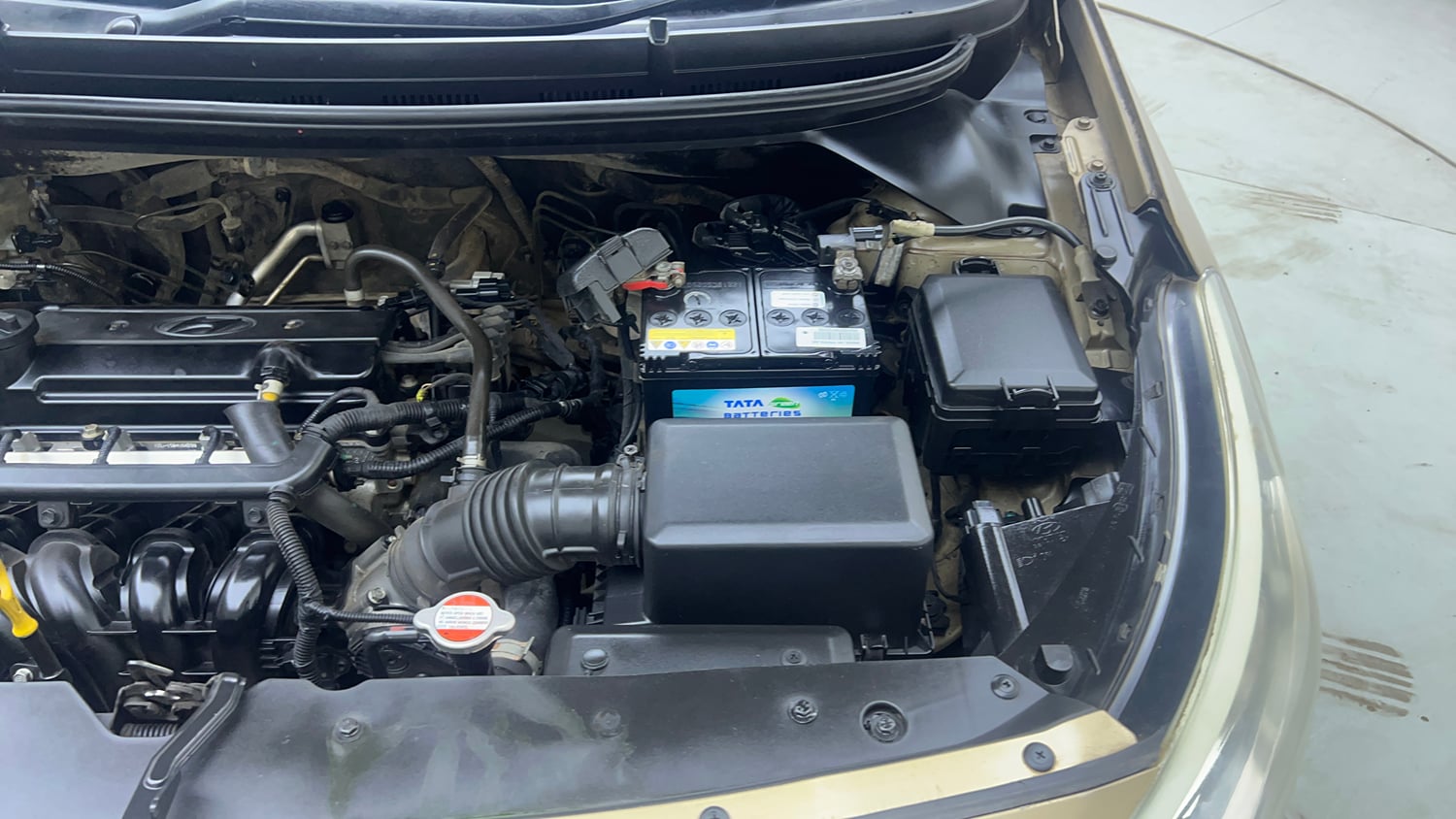 Used 2015 Hyundai Elite i20 Asta 1.2 Petrol Manual engine ENGINE LEFT SIDE VIEW