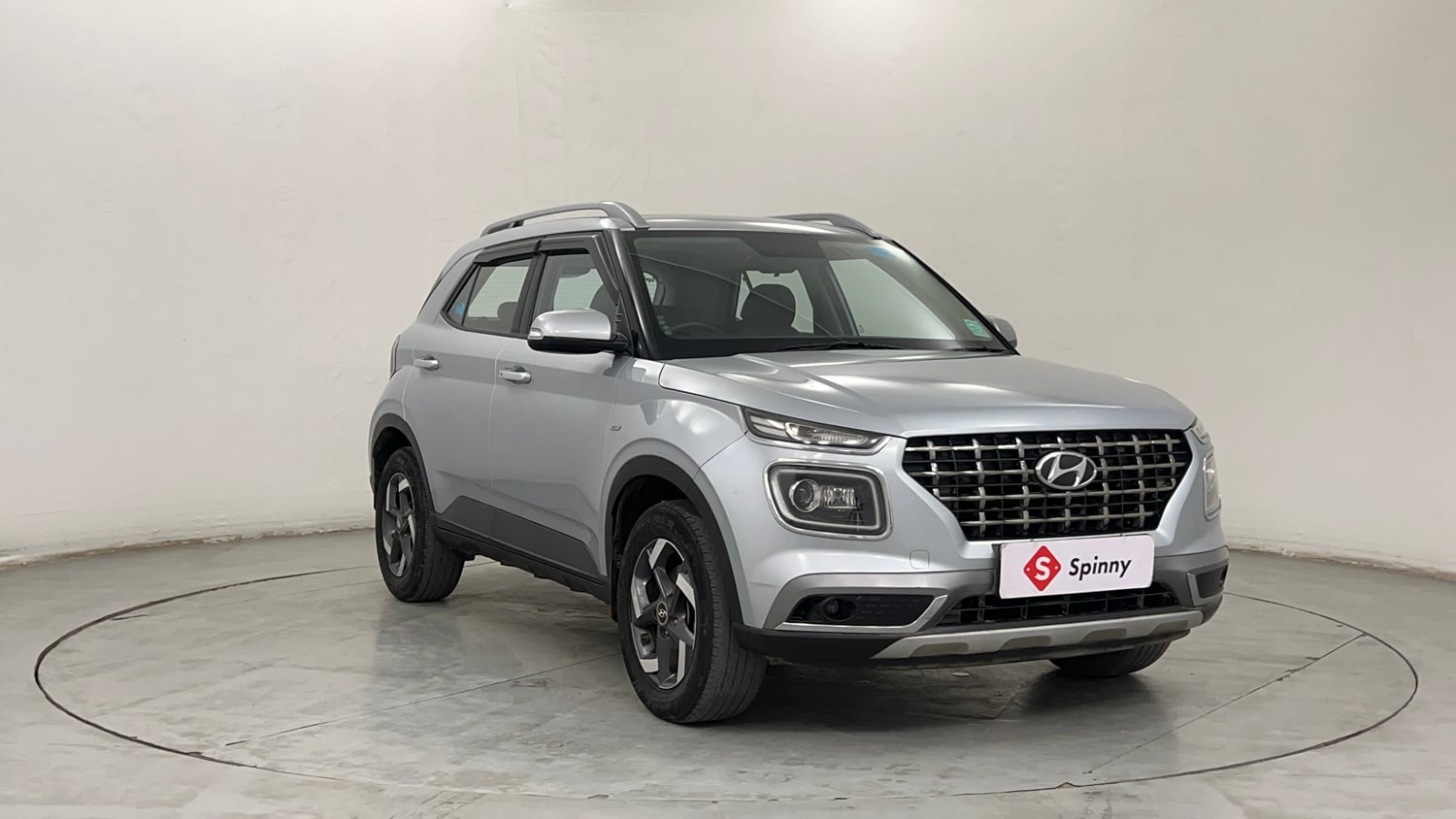 Used 2021 Hyundai Venue SX Plus 1.0 Turbo DCT Petrol Automatic exterior RIGHT FRONT CORNER VIEW