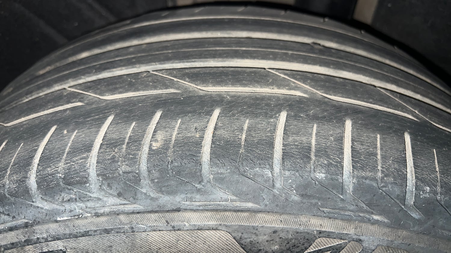 Used 2021 BMW X1 sDrive20i xLine Petrol Automatic tyres LEFT REAR TYRE TREAD VIEW