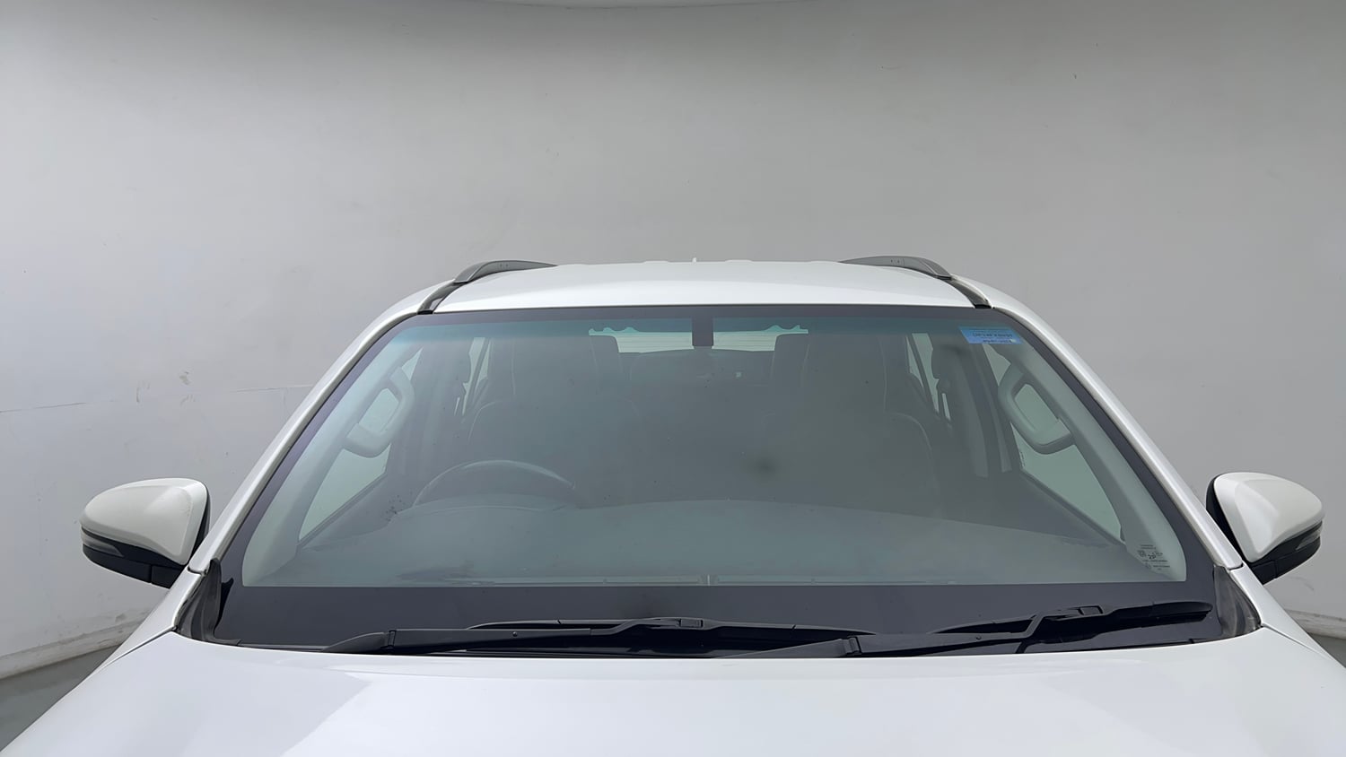 Used 2024 Toyota Fortuner 4X2 AT 2.7 Petrol Petrol Automatic exterior FRONT WINDSHIELD VIEW