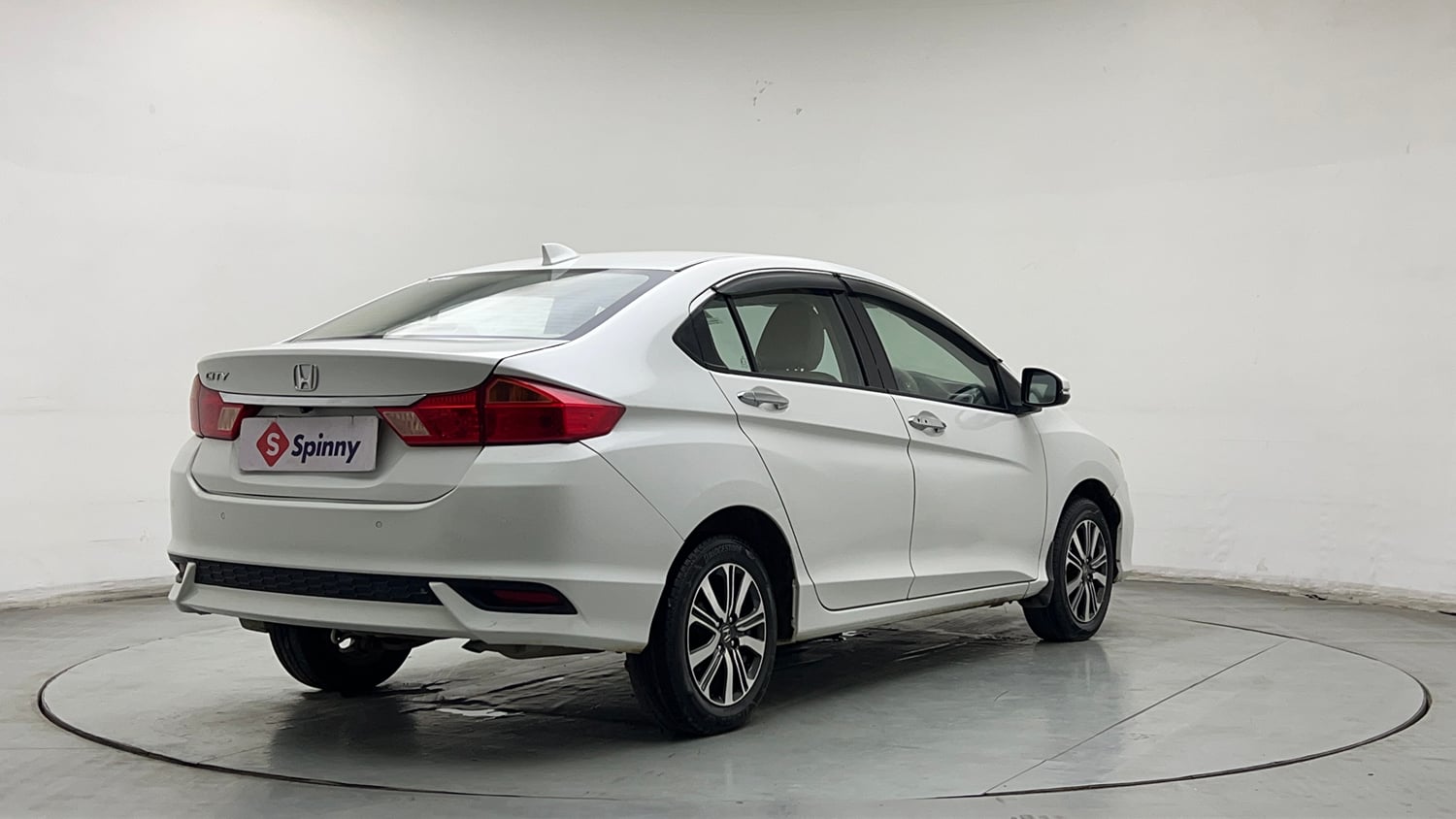 Used 2022 Honda City 4th Generation V Petrol Petrol Manual exterior RIGHT REAR CORNER VIEW