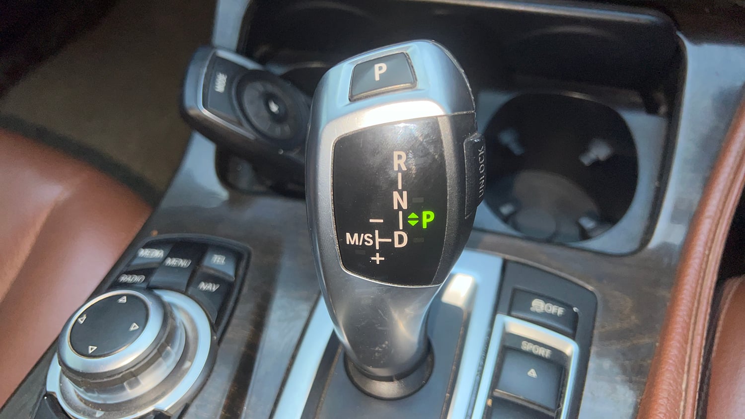 Used 2016 BMW 5 Series 520d Luxury Line Diesel Automatic interior GEAR  KNOB VIEW