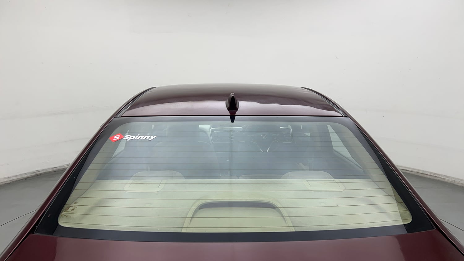 Used 2016 Honda City SV Petrol Manual exterior BACK WINDSHIELD VIEW