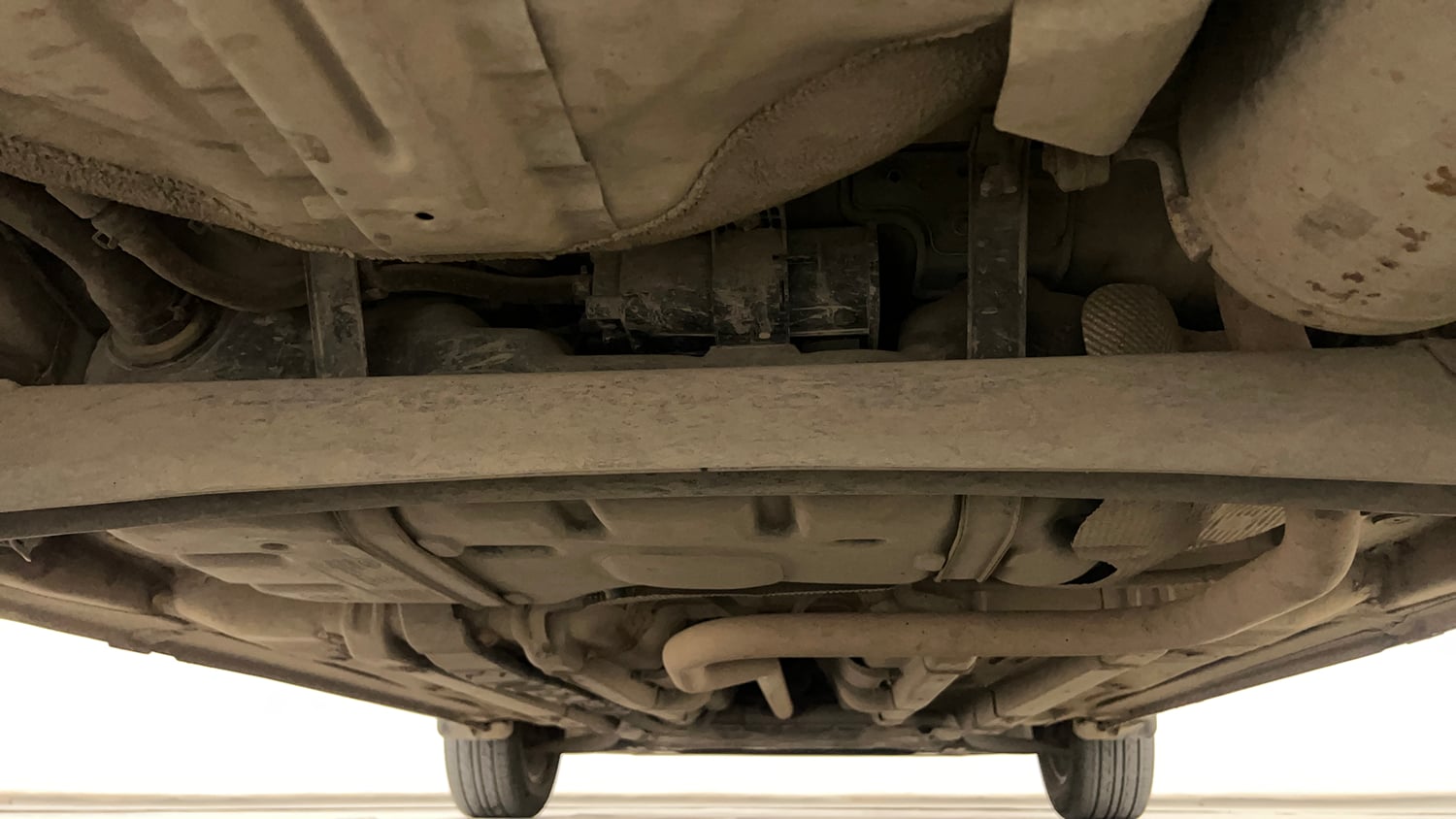 Used 2018 Hyundai Elite i20 Asta 1.2 Petrol Manual extra REAR UNDERBODY VIEW (TAKEN FROM REAR)