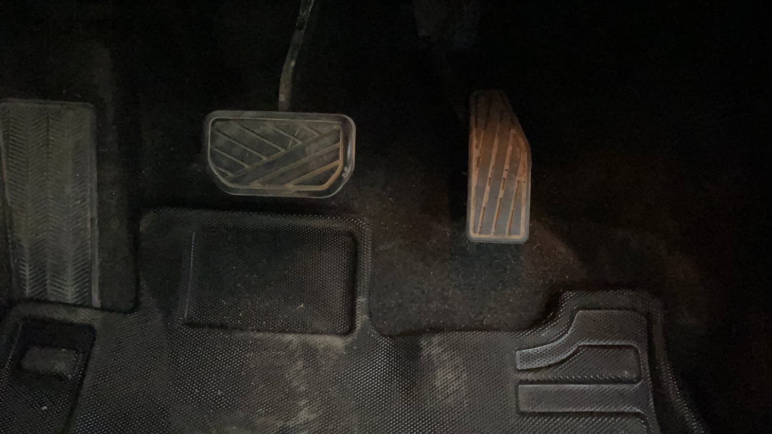 Used 2024 Maruti Suzuki Swift ZXi Plus Dual Tone AMT Petrol Automatic interior PEDALS VIEW