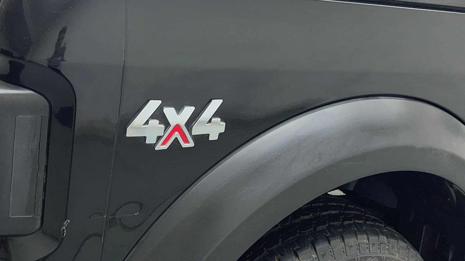 Used 2023 Mahindra Thar LX Hard Top Petrol AT 4WD Petrol Automatic dents MINOR SCRATCH