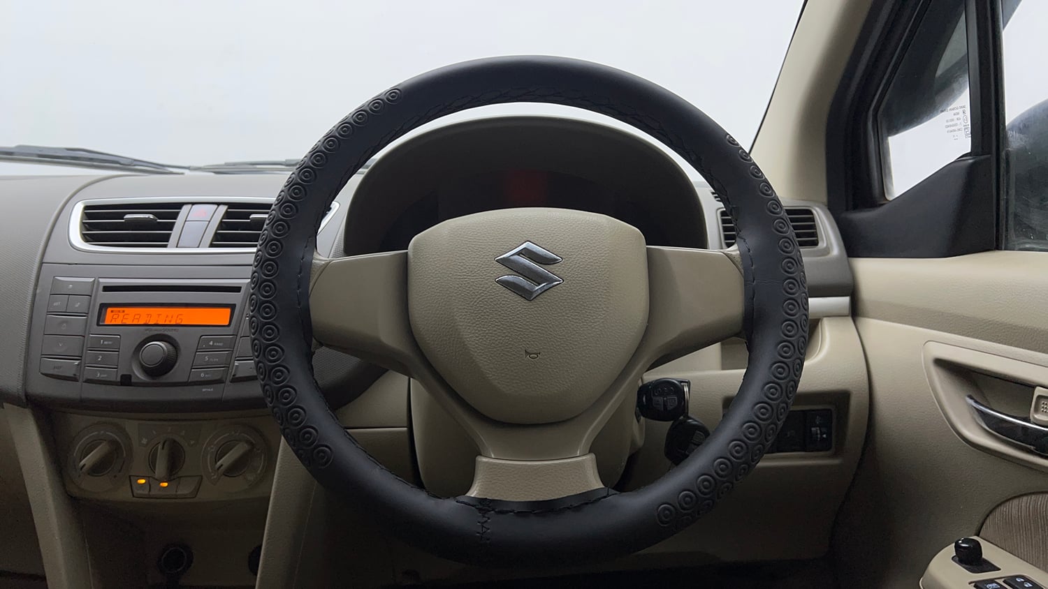 Used 2013 Maruti Suzuki Ertiga Vxi Petrol Manual interior STEERING VIEW