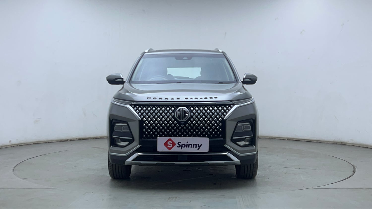 Used 2023 MG Motors Hector Plus Savvy Pro 1.5 Turbo Petrol CVT 7 STR Petrol Automatic exterior FRONT VIEW