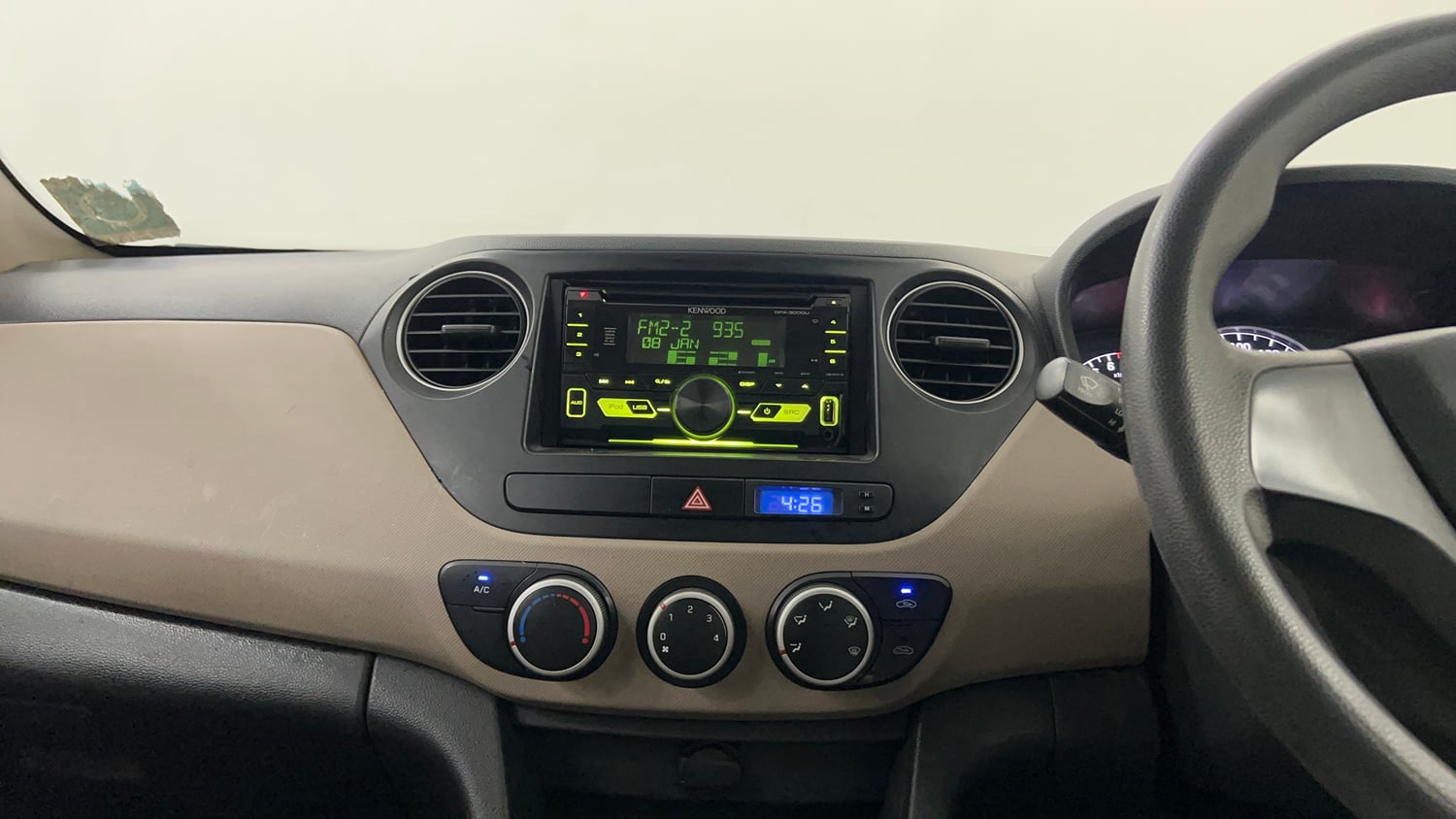 Used 2016 Hyundai Grand i10 Magna 1.2 Kappa VTVT Petrol Manual interior MUSIC SYSTEM & AC CONTROL VIEW