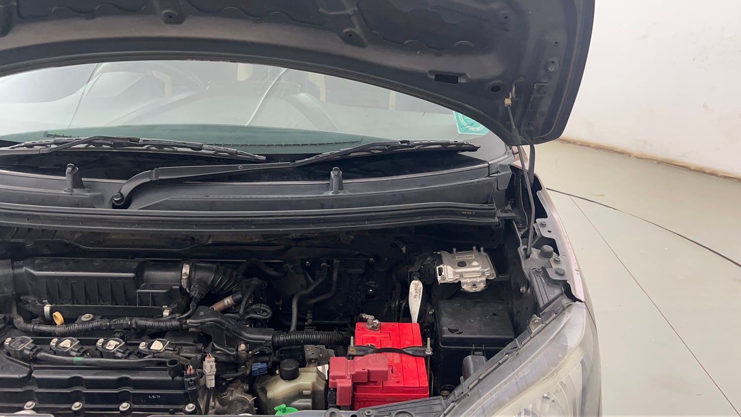 Used 2019 Maruti Suzuki Wagon R ZXi 1.2 AMT Petrol Automatic engine ENGINE LEFT SIDE HINGE & APRON VIEW