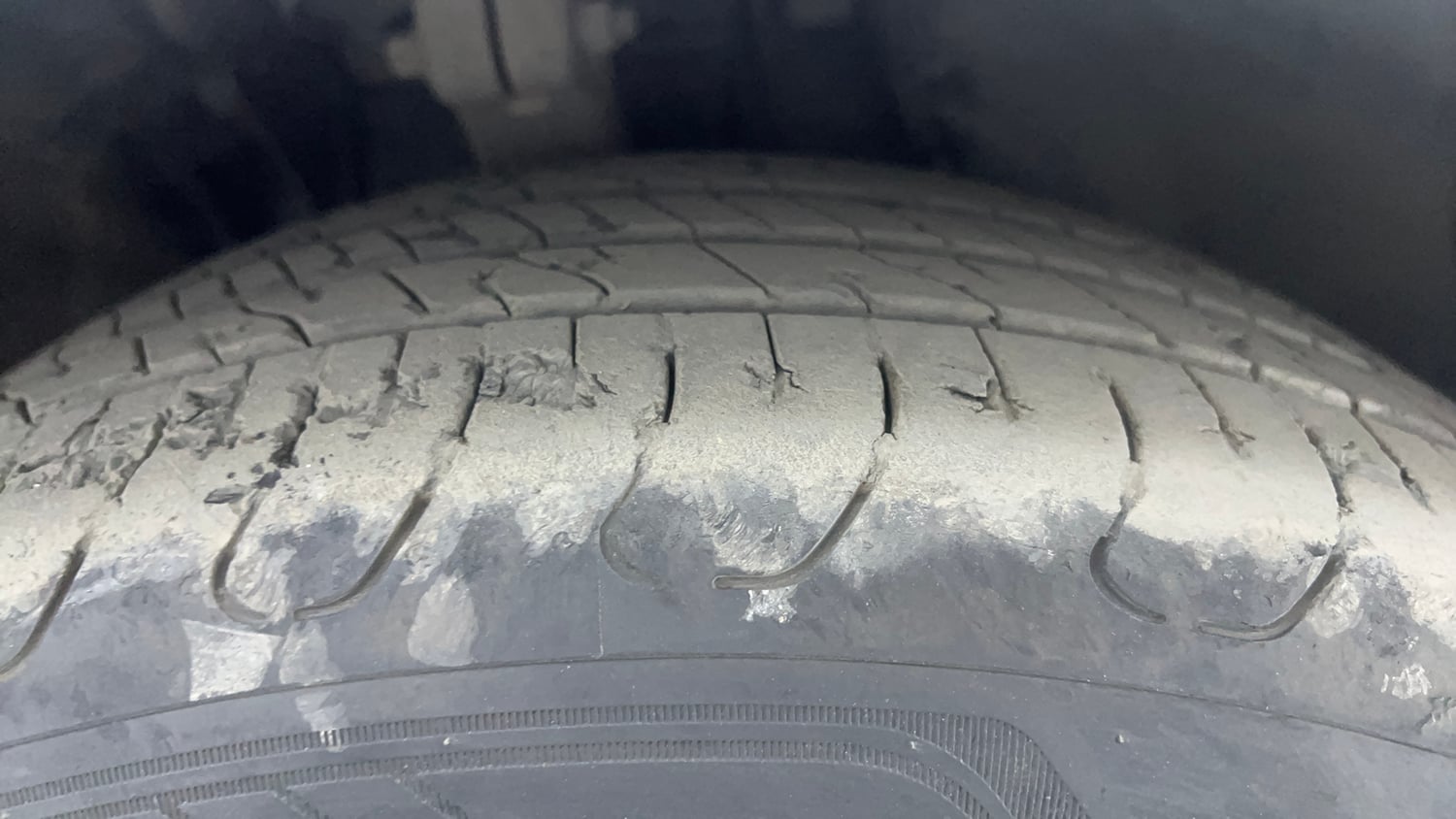 Used 2016 BMW 5 Series 520d Luxury Line Diesel Automatic tyres RIGHT FRONT TYRE TREAD VIEW