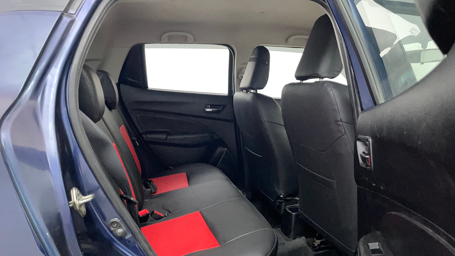 Used 2018 Maruti Suzuki Swift ZXi Plus Petrol Manual interior RIGHT SIDE REAR DOOR CABIN VIEW