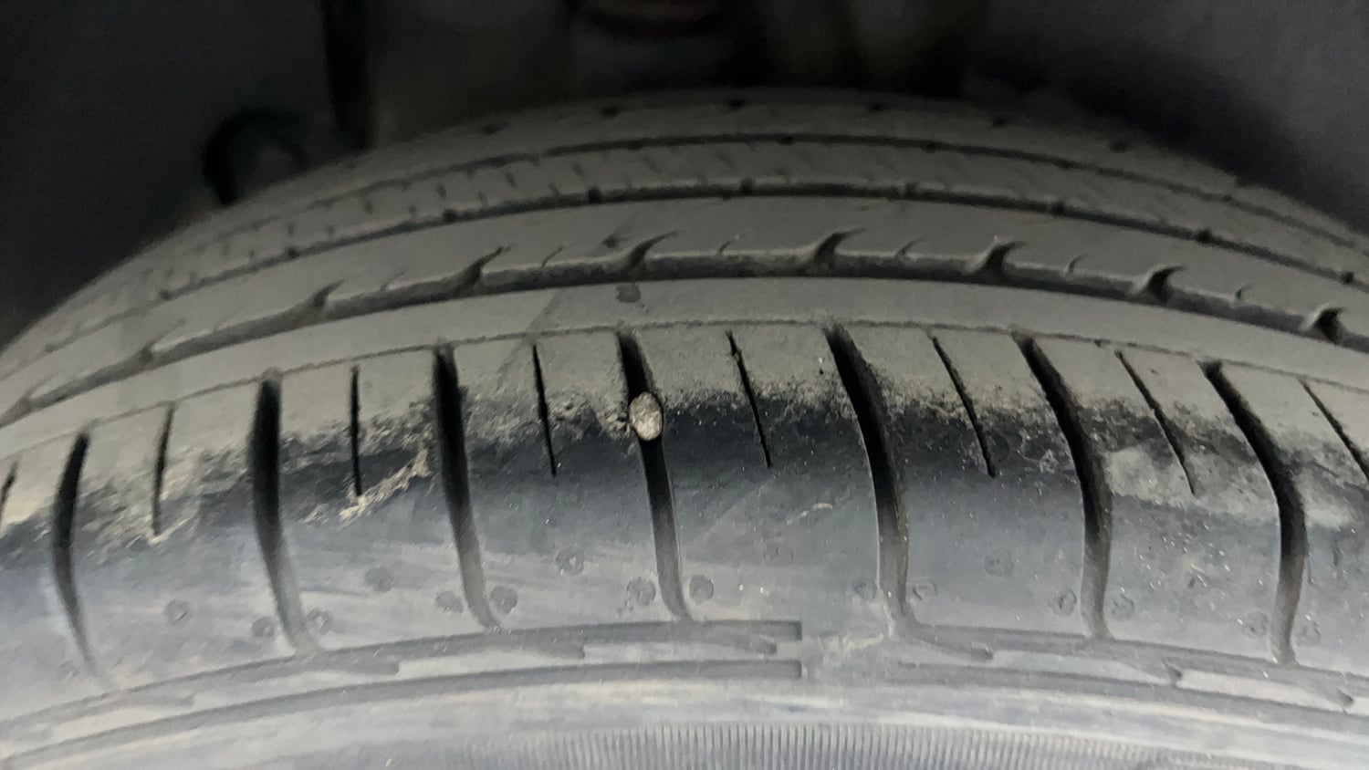 Used 2022 Kia Seltos GTX Plus 1.4 Petrol Manual tyres RIGHT REAR TYRE TREAD VIEW