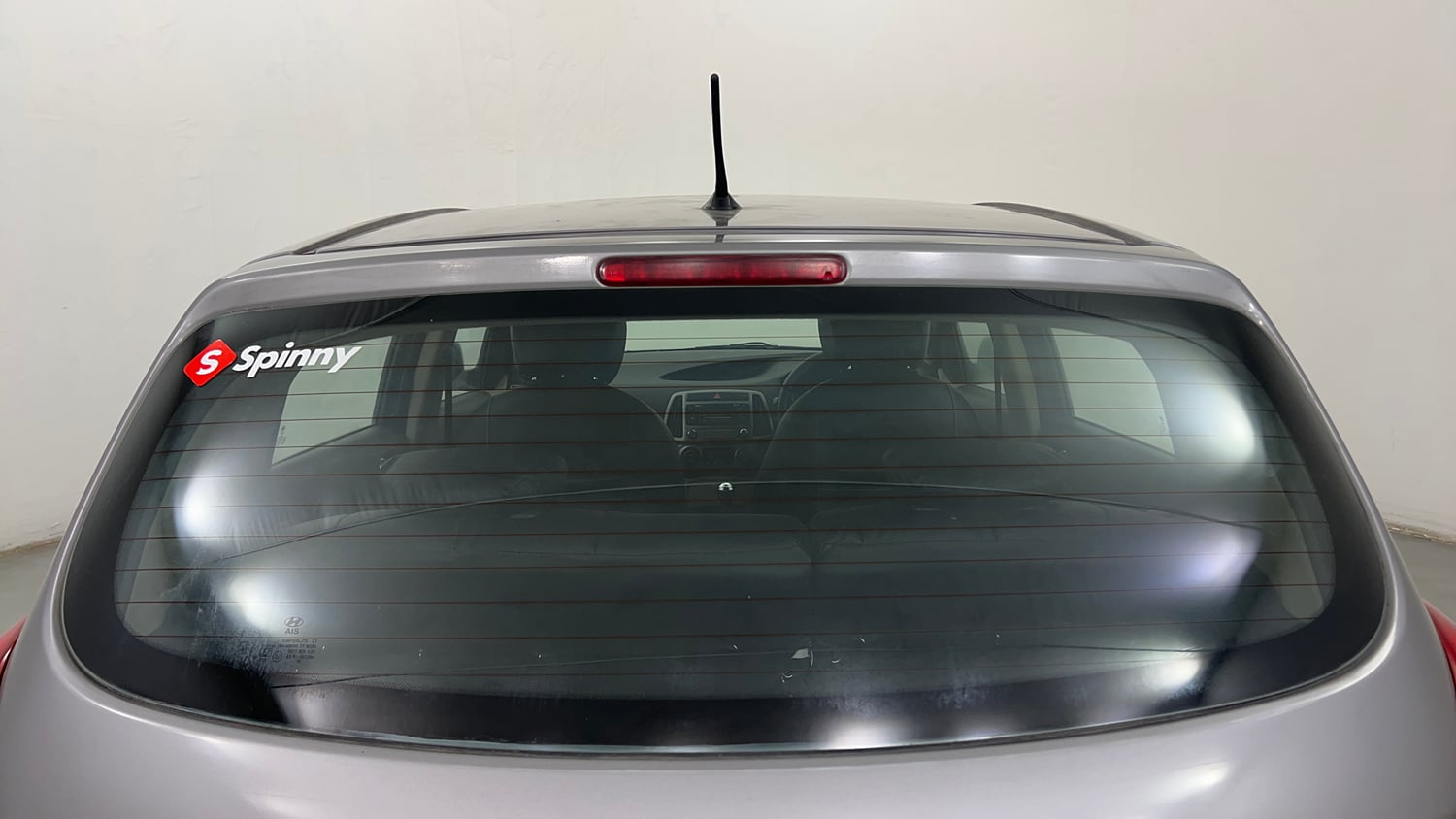 Used 2013 Hyundai i20 Sportz 1.2 Petrol Manual exterior BACK WINDSHIELD VIEW