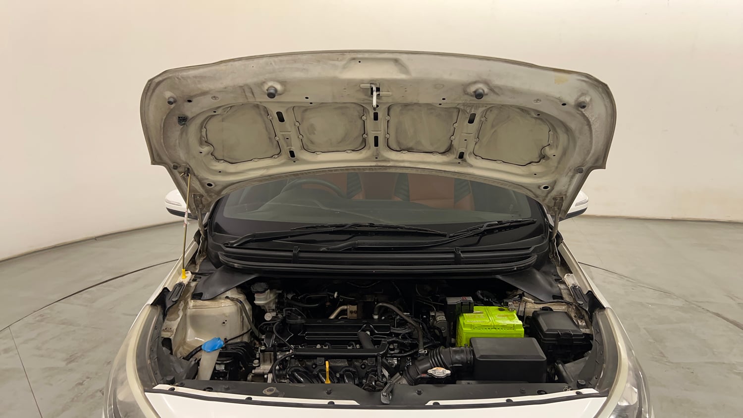 Used 2017 Hyundai Elite i20 Asta 1.2 Dual Tone Petrol Manual engine ENGINE & BONNET OPEN FRONT VIEW