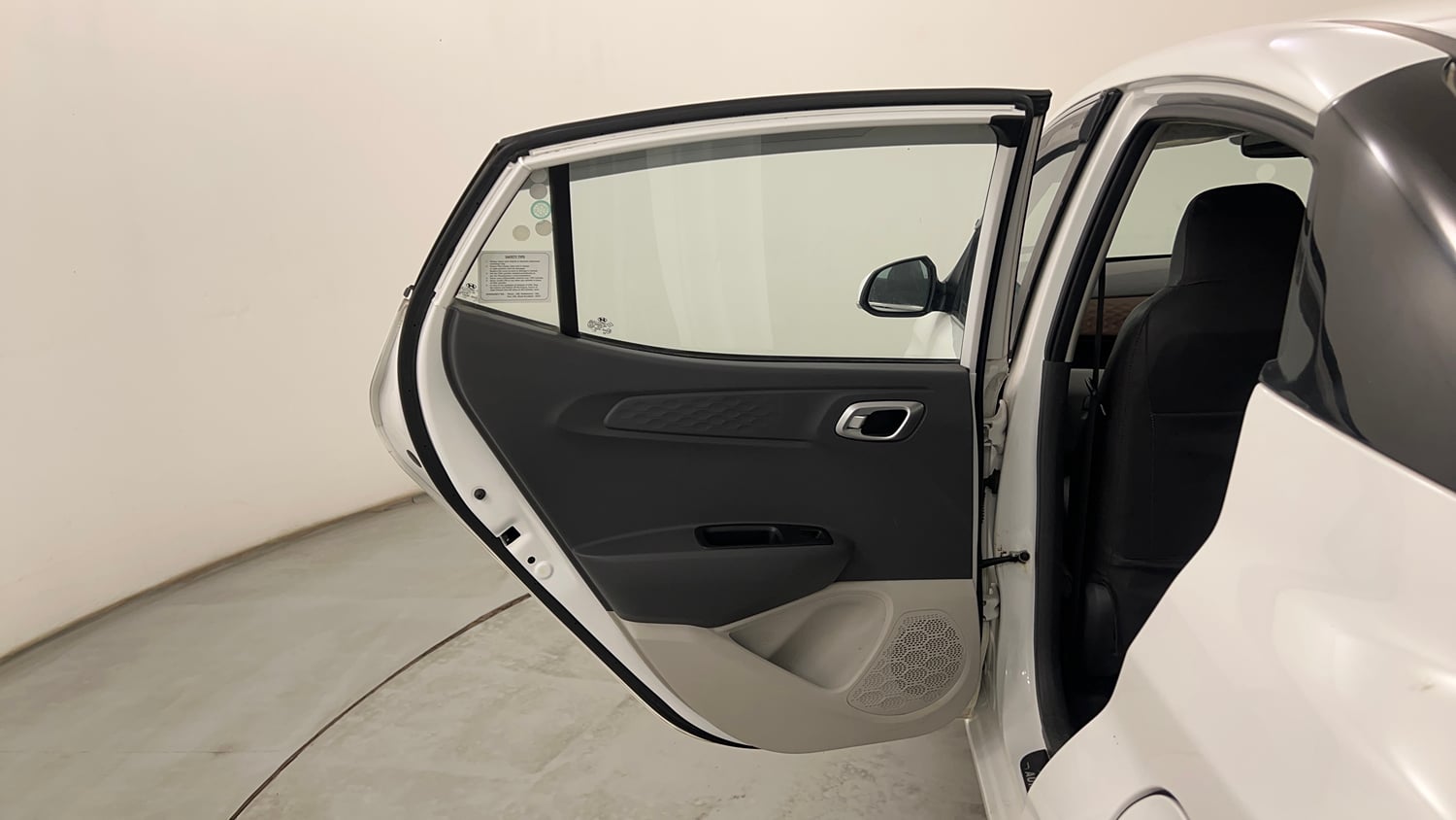Used 2023 Hyundai Aura SX 1.2 CNG Cng Manual interior LEFT REAR DOOR OPEN VIEW