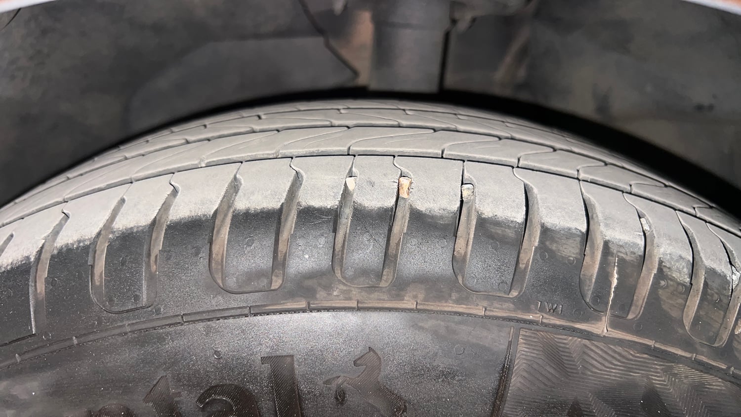 Used 2020 Ford EcoSport Titanium 1.5L Ti-VCT Petrol Manual tyres LEFT FRONT TYRE TREAD VIEW