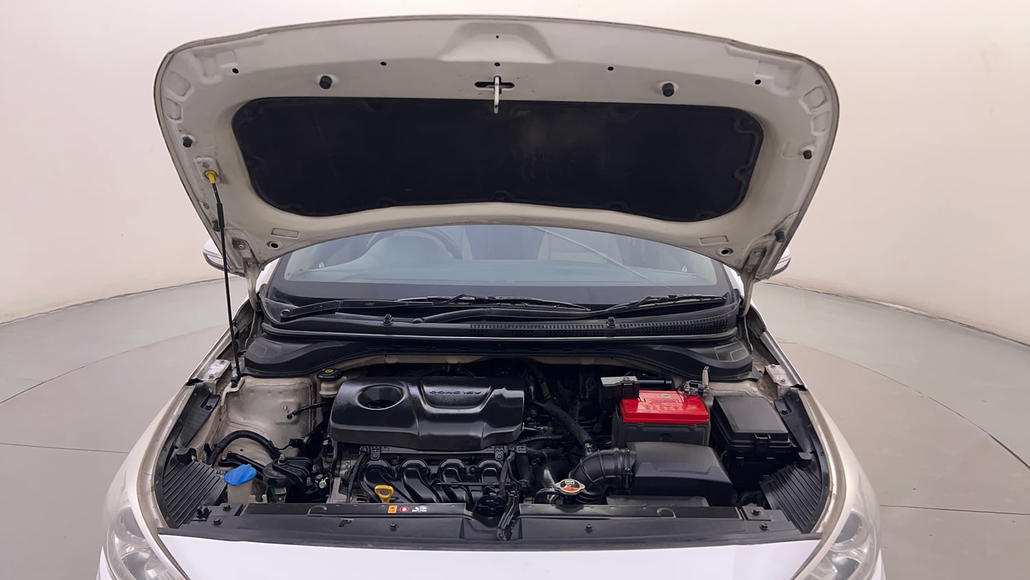 Used 2019 Hyundai Verna SX (O) 1.6 VTVT AT Petrol Automatic engine ENGINE & BONNET OPEN FRONT VIEW