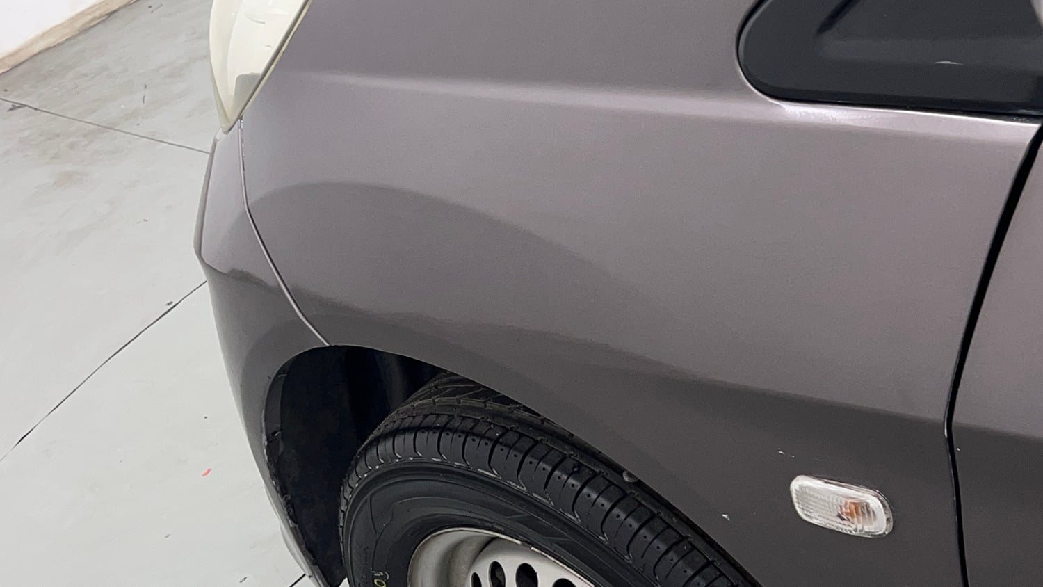 Used 2013 Honda Brio E MT Petrol Manual dents MINOR DENT