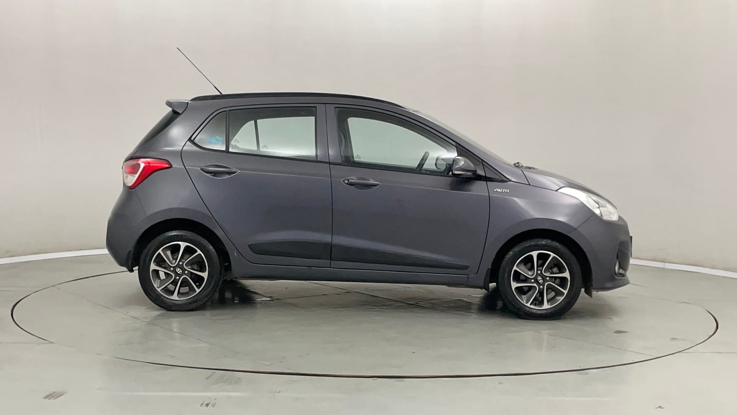 Used 2019 Hyundai Grand i10 Sportz AT 1.2 Kappa VTVT Petrol Automatic exterior RIGHT SIDE VIEW