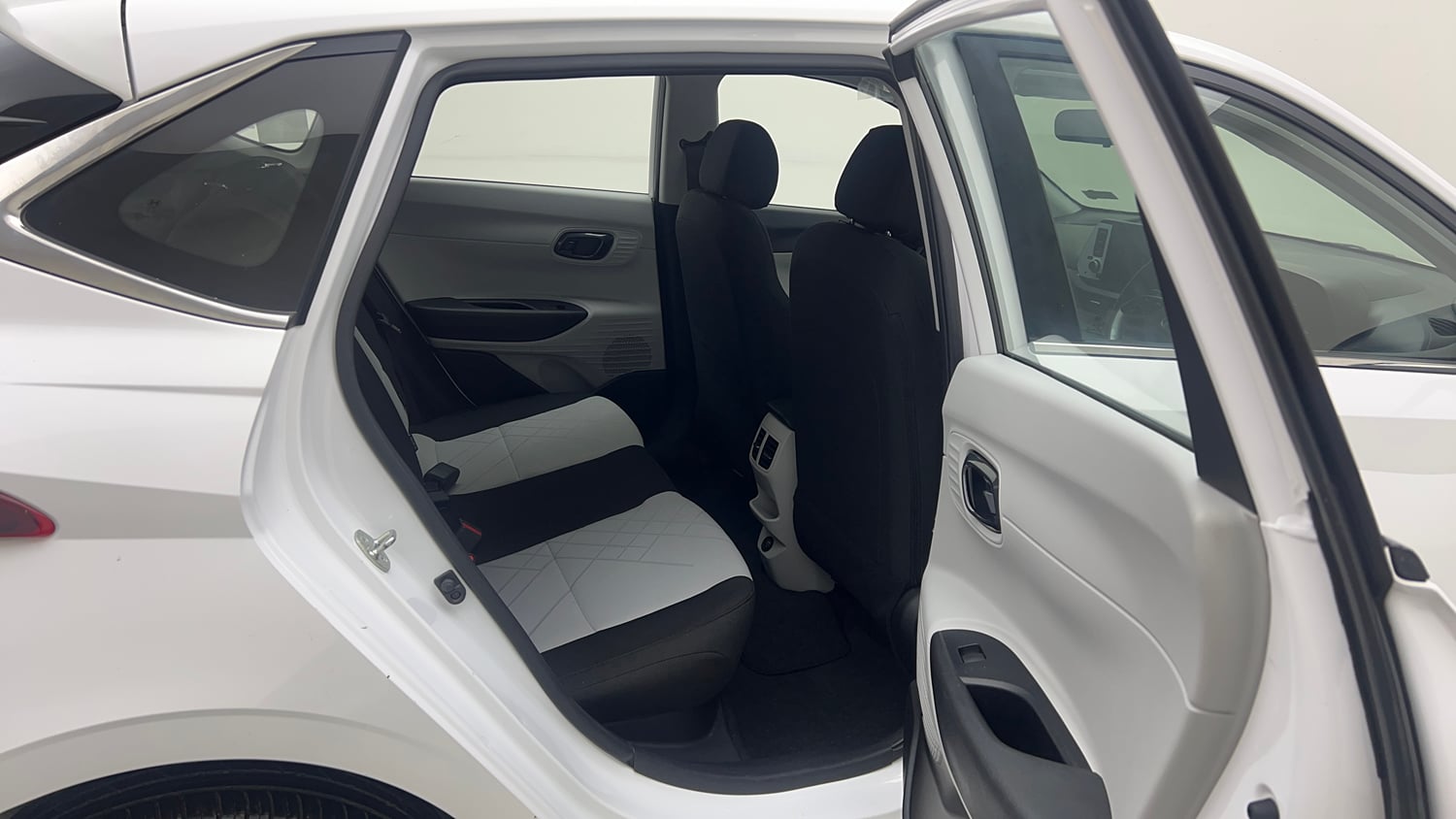 Used 2024 Hyundai i20 Sportz (O) 1.2 IVT Petrol Automatic interior RIGHT SIDE REAR DOOR CABIN VIEW
