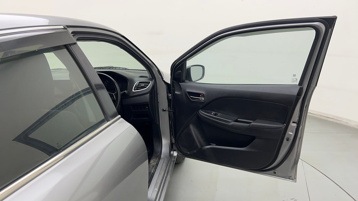 Used 2021 Maruti Suzuki Baleno Sigma Petrol Manual interior RIGHT FRONT DOOR OPEN VIEW