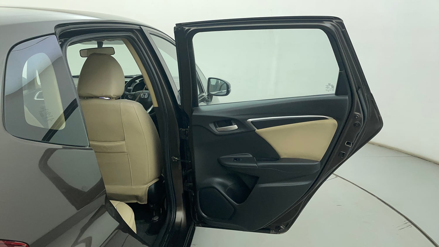 Used 2018 Honda Jazz V Petrol Petrol Manual interior RIGHT REAR DOOR OPEN VIEW