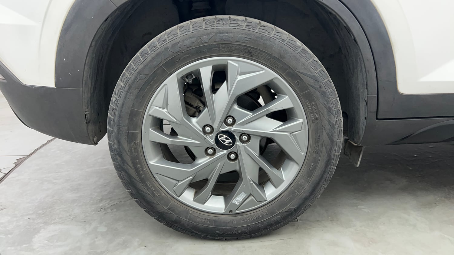 Used 2020 Hyundai Creta SX (O) 1.4 Turbo 7 DCT Petrol Automatic tyres RIGHT REAR TYRE RIM VIEW