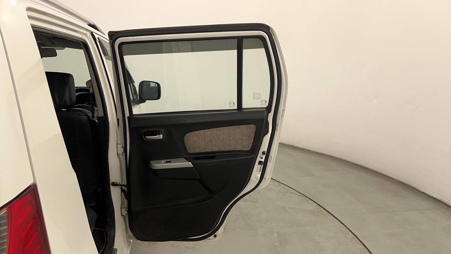 Used 2016 Maruti Suzuki Wagon R 1.0 VXI AMT Petrol Automatic interior RIGHT REAR DOOR OPEN VIEW