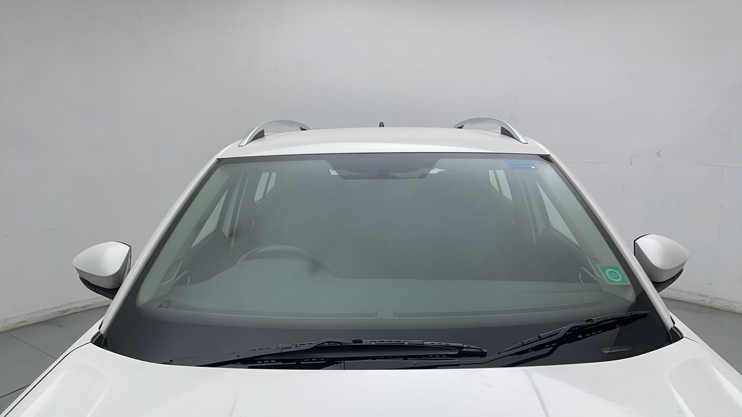 Used 2022 Volkswagen Taigun Highline 1.0 TSI AT Petrol Automatic exterior FRONT WINDSHIELD VIEW