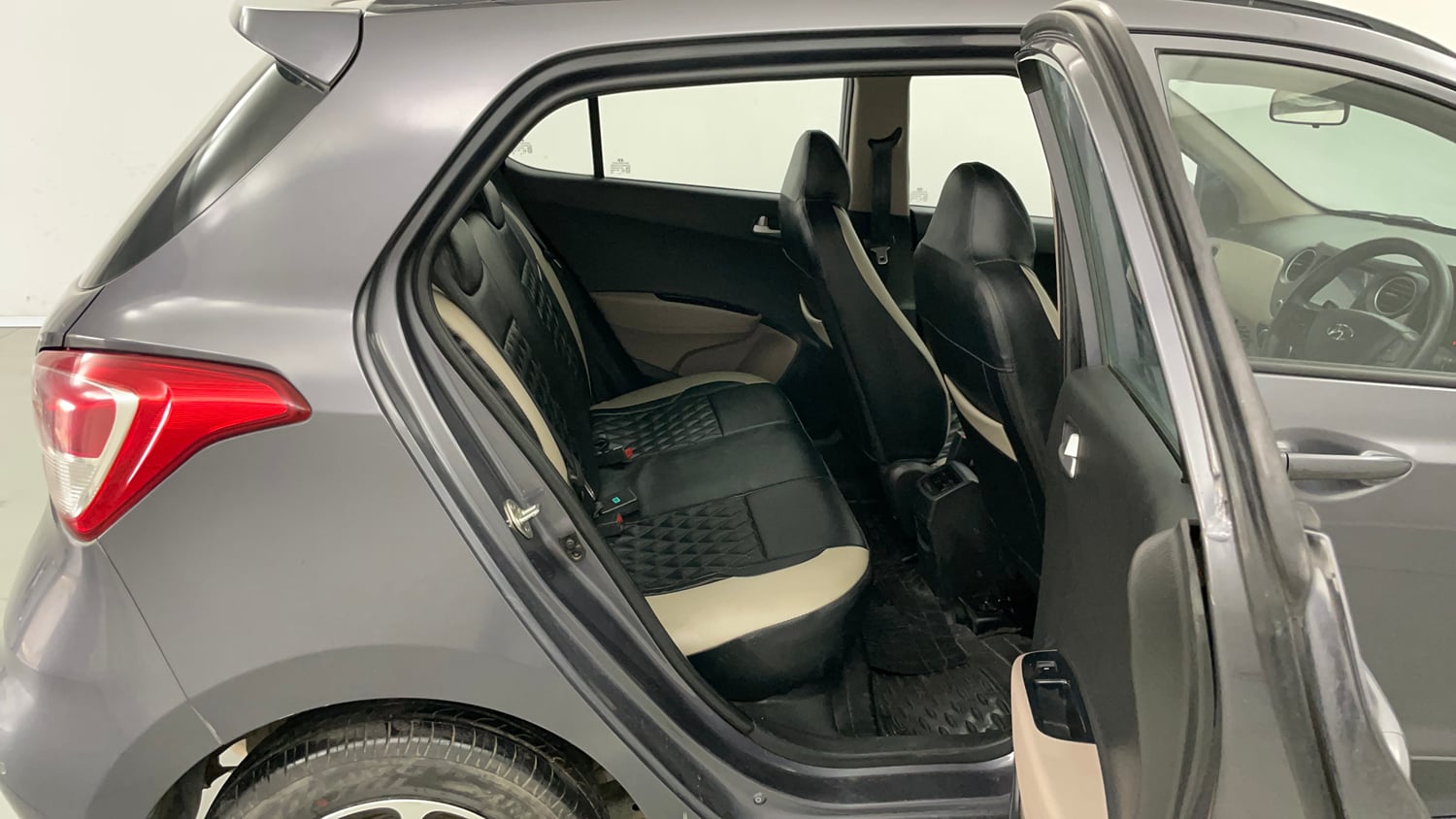 Used 2019 Hyundai Grand i10 Sportz AT 1.2 Kappa VTVT Petrol Automatic interior RIGHT SIDE REAR DOOR CABIN VIEW