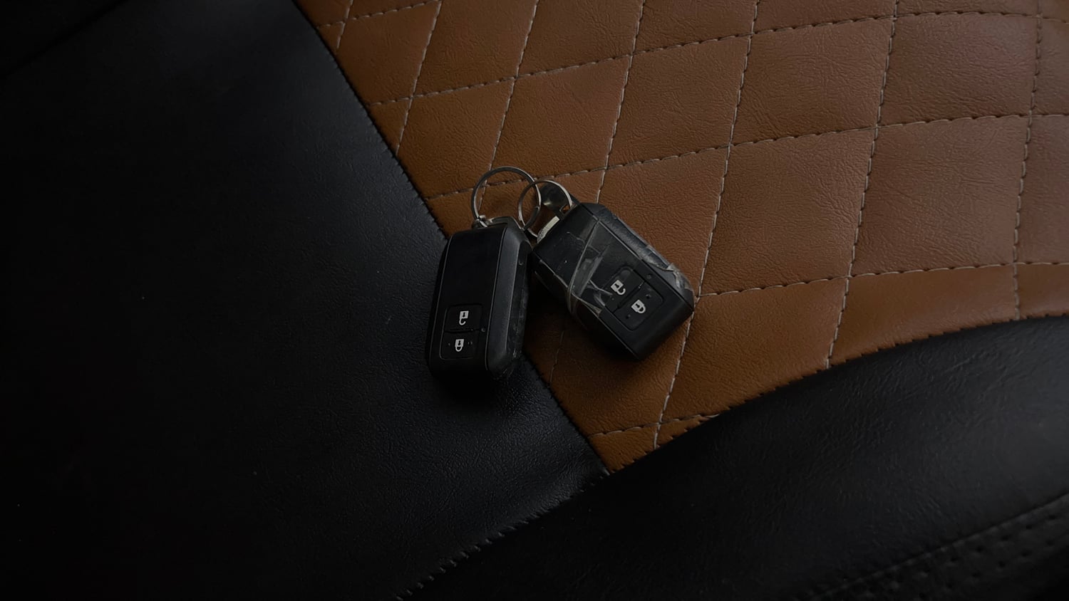 Used 2022 Toyota Glanza G Petrol Manual extra CAR KEY VIEW