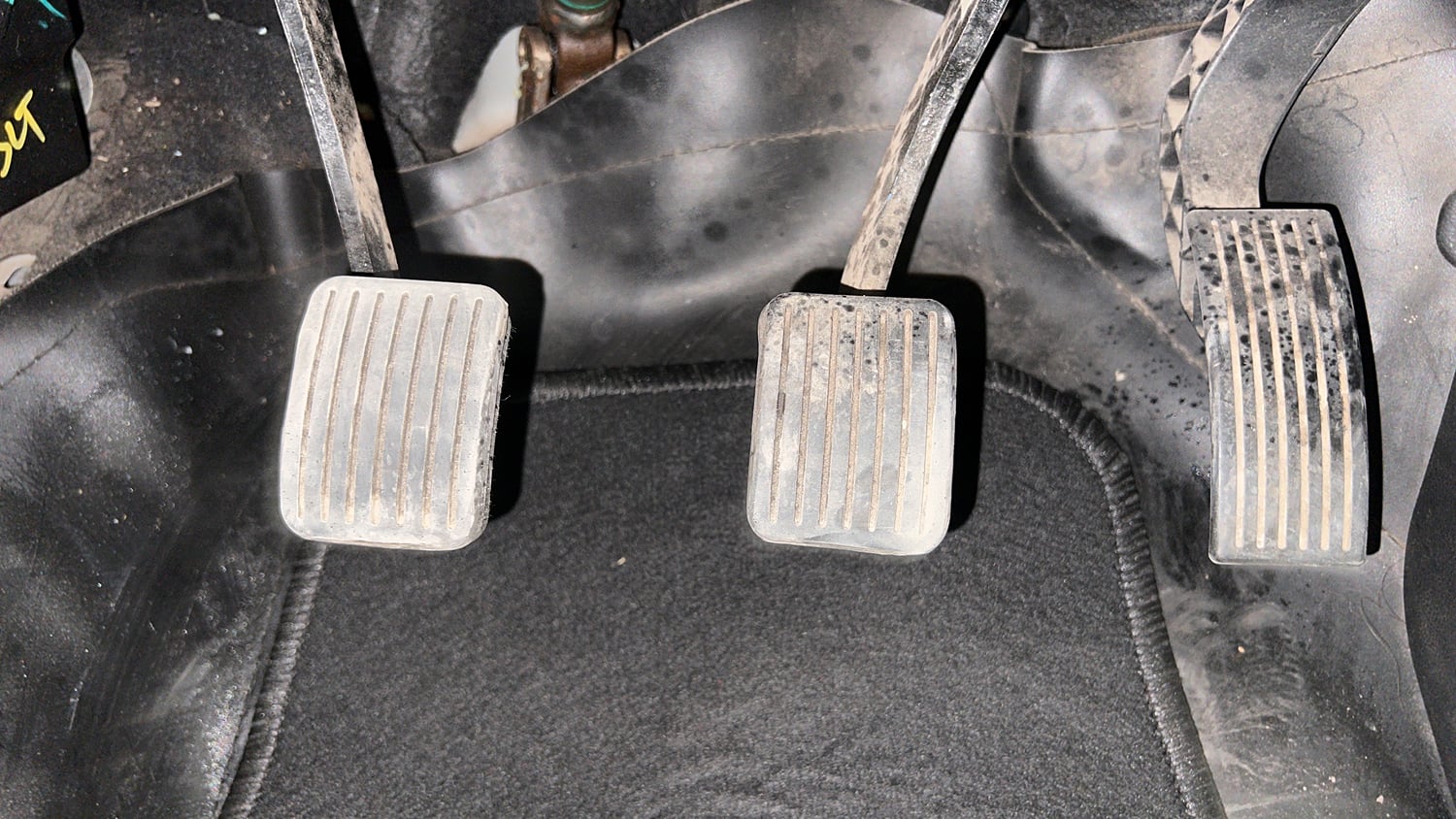Used 2016 Hyundai Grand i10 Magna 1.2 Kappa VTVT Petrol Manual interior PEDALS VIEW