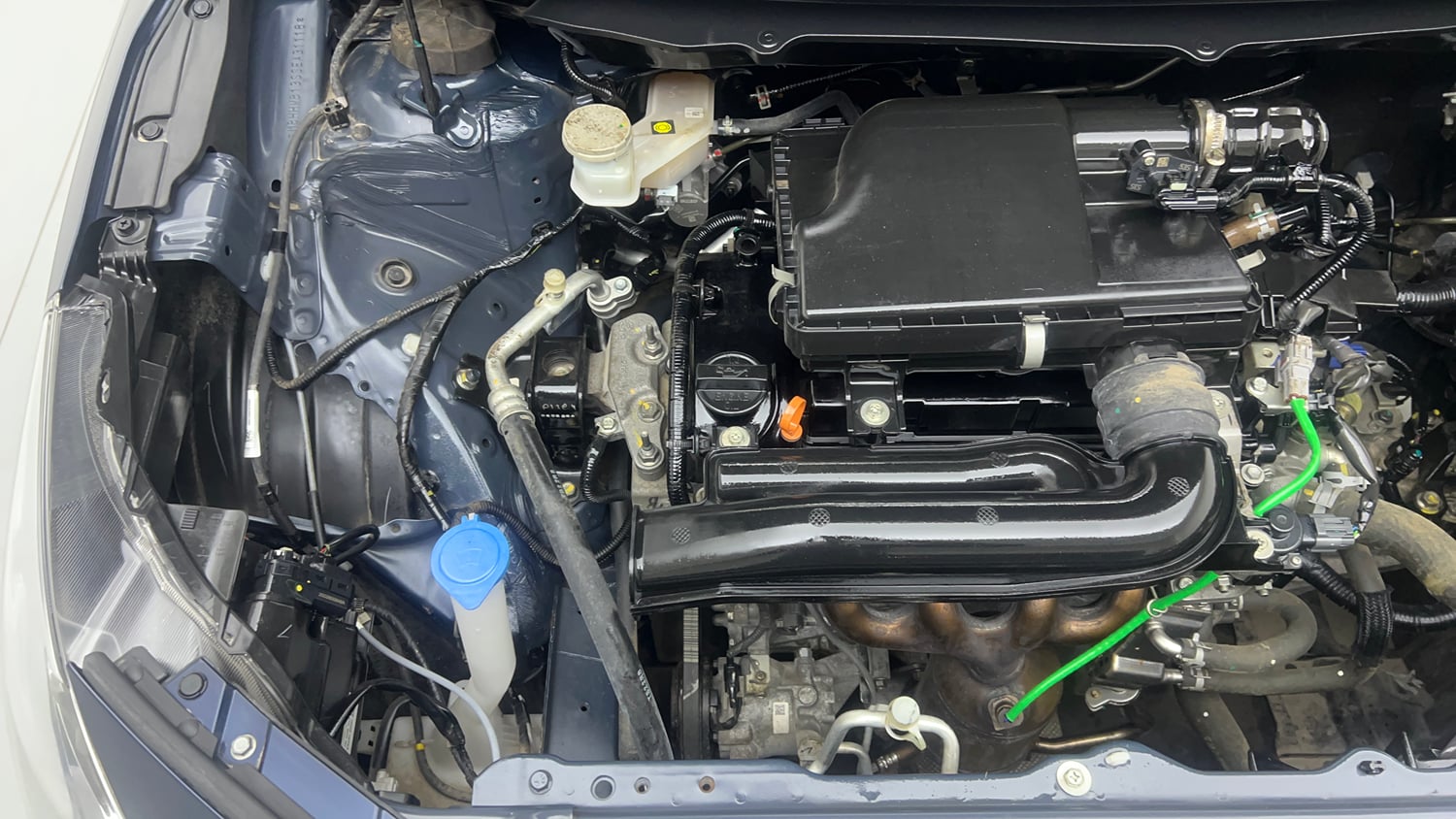 Used 2025 Maruti Suzuki Baleno Sigma MT Petrol Manual engine ENGINE RIGHT SIDE VIEW