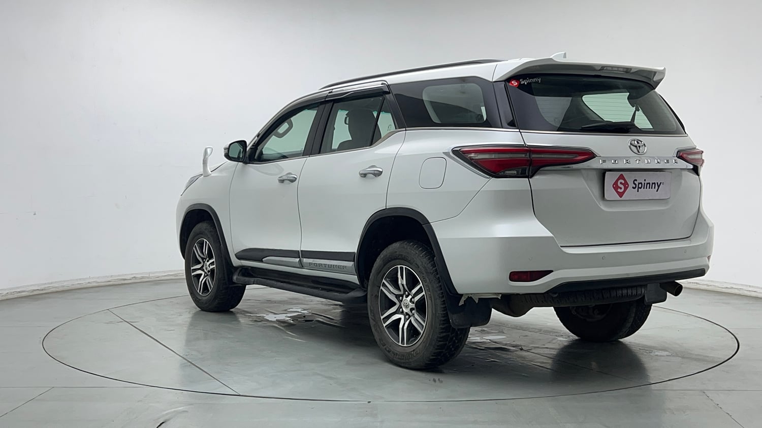 Used 2024 Toyota Fortuner 4X2 AT 2.7 Petrol Petrol Automatic exterior LEFT REAR CORNER VIEW