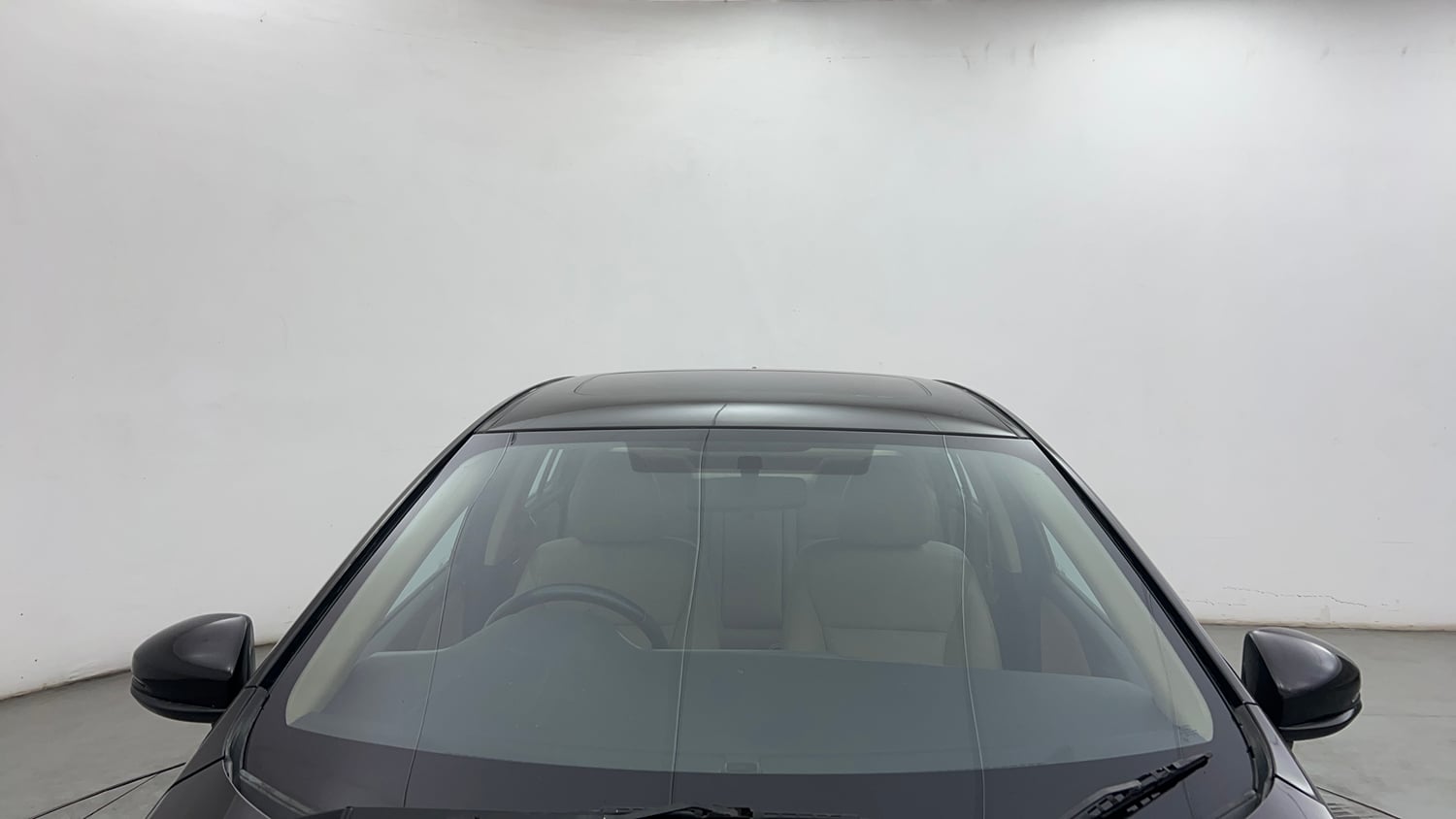 Used 2014 Honda City VX Diesel Diesel Manual exterior FRONT WINDSHIELD VIEW