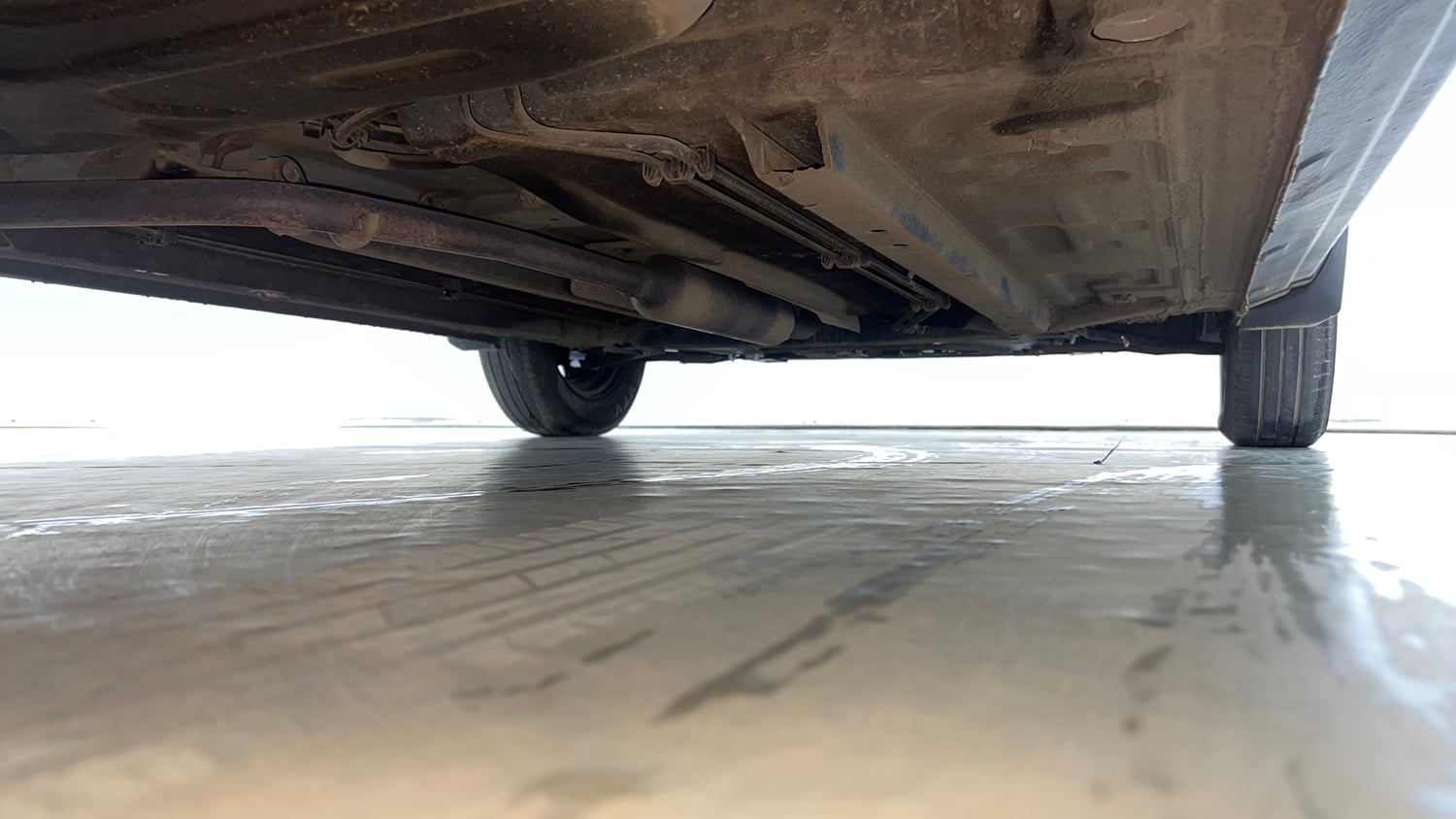 Used 2021 Renault Triber RXT Petrol Manual extra REAR RIGHT UNDERBODY VIEW